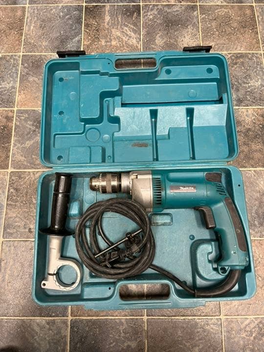 マキタ　13mmドリル マキタ 電気ドリル（鉄工13mm、木工30mm）6305 | 電気ドリル |【P