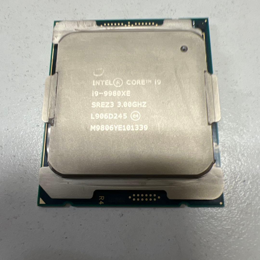 CPU Intel Core i9-9980XE 3.00GHz CPU