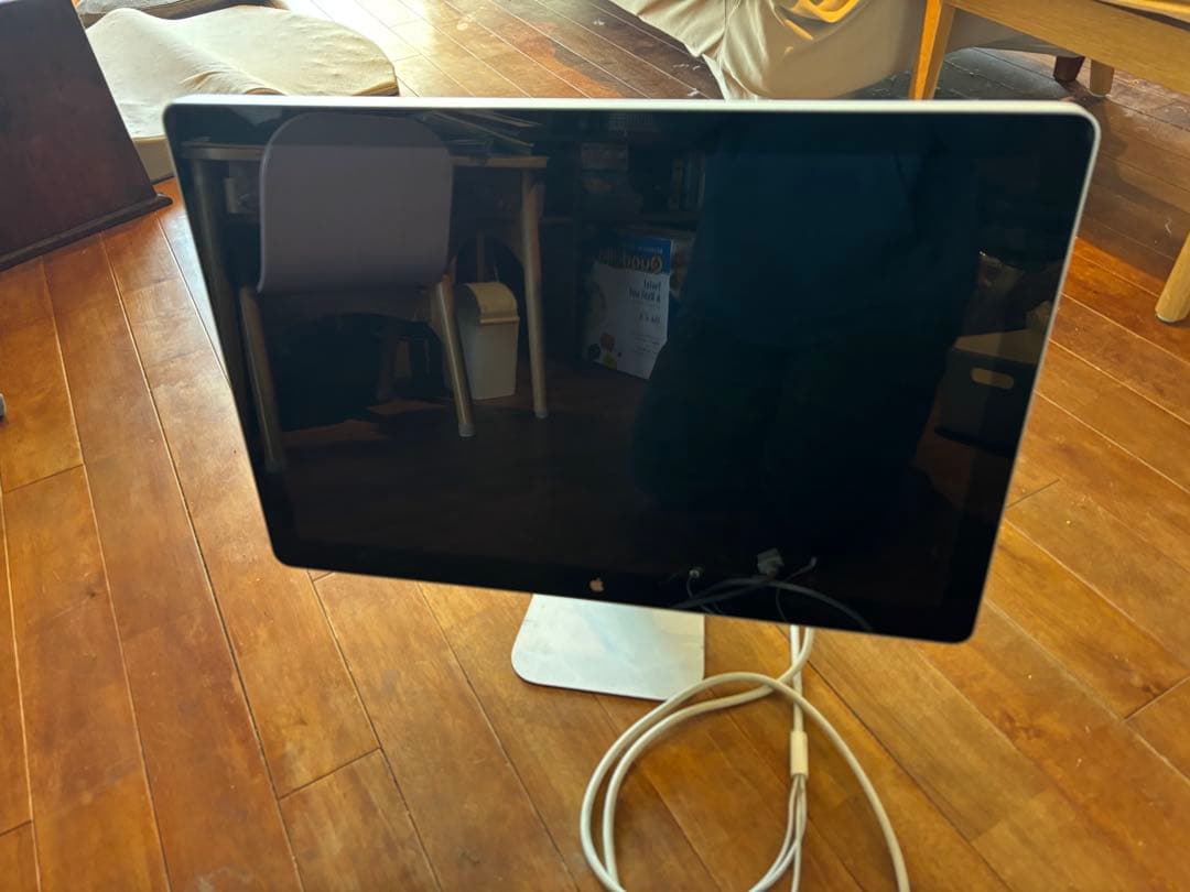 ⭐︎apple LED cinema display 27インチおまけ付き⭐︎ - メルカリ