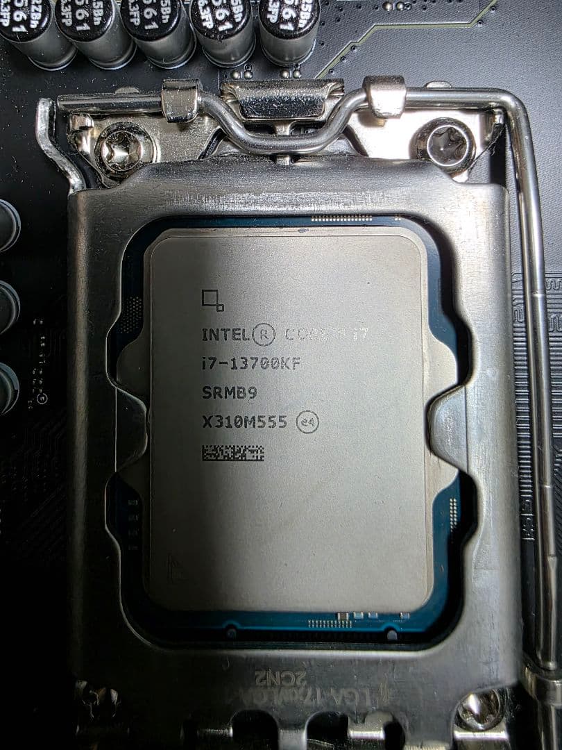 ジャンク Z790-S01 i7 13700KF 32gbメモリセット Intel Core i7-13700K 3.4 GHz 16-Core LGA 1700 Processor & MSI
